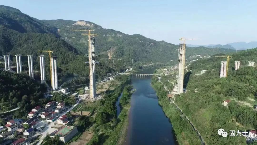 东城固力士参与湖南炉慈高速建设，助力区域经济发展